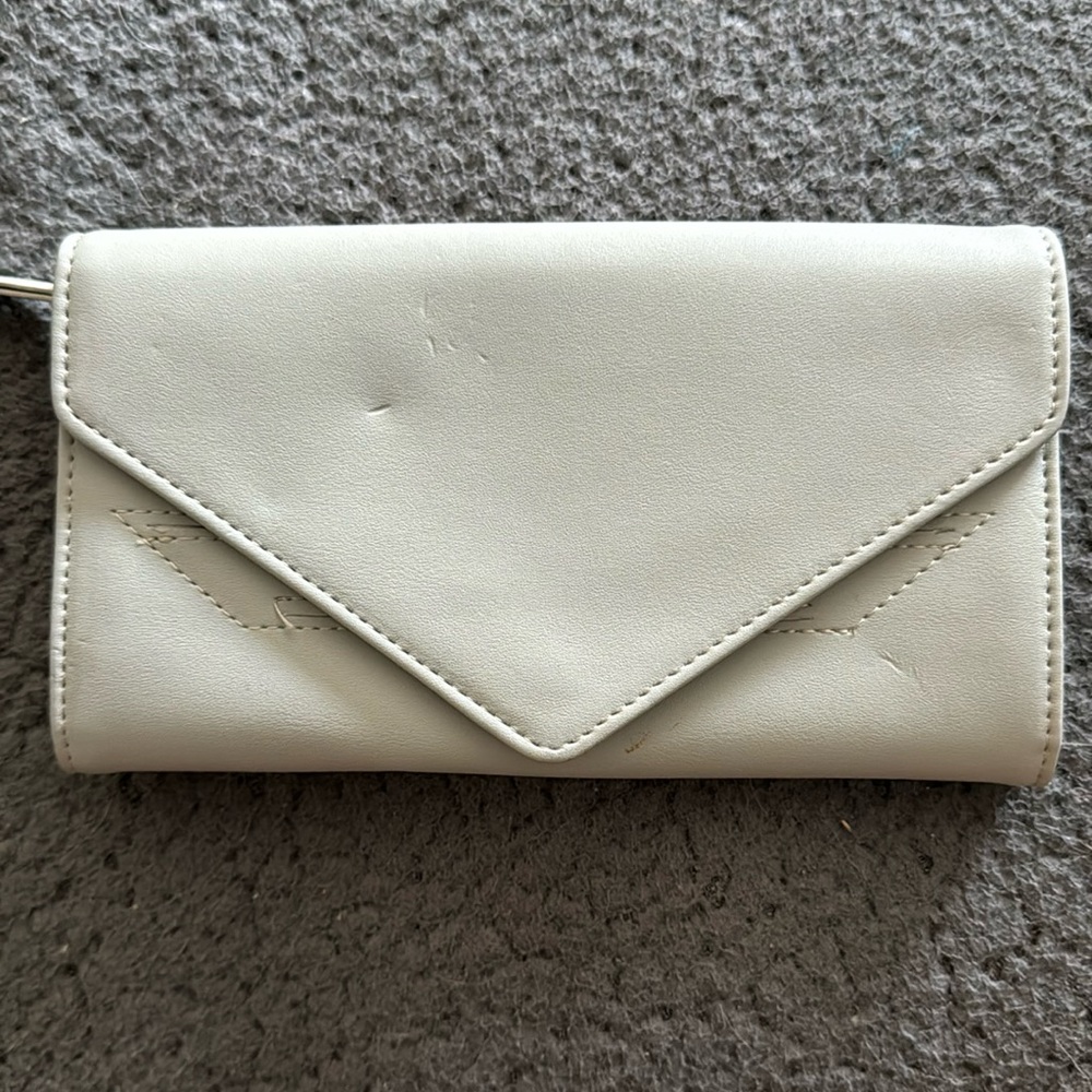 Small clutch